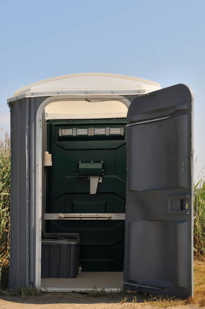 Best Porta potty rental near me  in Aurora, IN
